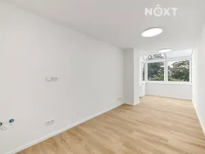 Prodej bytu 2+kk, Praha - Kyje, Vajgarská, 30 m2