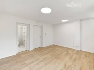 Prodej bytu 1+kk, Praha - Kyje, Vajgarská, 20 m2
