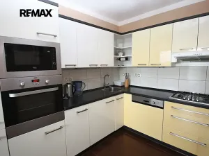Prodej bytu 2+kk, Kolín, Funkeho, 42 m2