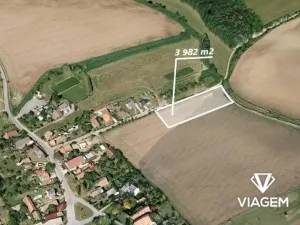 Prodej podílu pole, Jeníkovice, 995 m2