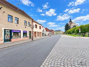Prodej činžovního domu, Chlumec nad Cidlinou, Klicperovo náměstí, 262 m2