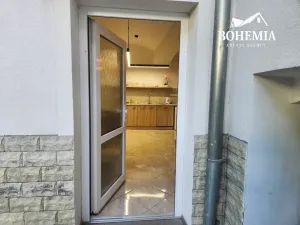 Prodej bytu 3+1, Teplice, U Hadích lázní, 105 m2