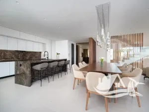 Prodej vily, Podstrana, Chorvatsko, 390 m2