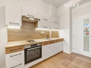 Pronájem bytu 2+kk, Praha - Vysočany, Kolmá, 34 m2