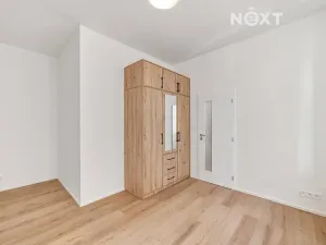 Pronájem bytu 2+kk, Praha - Vysočany, Kolmá, 34 m2