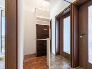 Pronájem bytu 2+1, Olomouc, gen. Píky, 63 m2