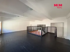 Prodej obchodního prostoru, Karlovy Vary - Rybáře, Sokolovská, 120 m2