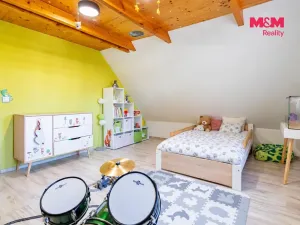 Prodej rodinného domu, Lužnice, 180 m2