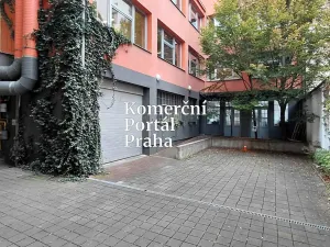 Pronájem kanceláře, Praha - Žižkov, Husitská, 180 m2