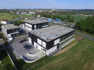 Pronájem obchodního prostoru, Říčany, Duhová, 281 m2