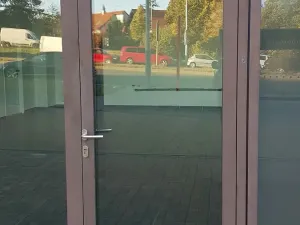 Pronájem obchodního prostoru, Praha - Stodůlky, Jeremiášova, 100 m2