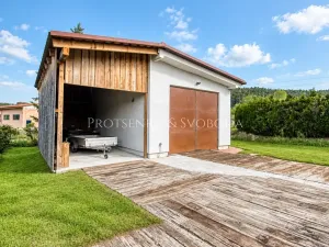 Prodej vícegeneračního domu, Předenice, 482 m2