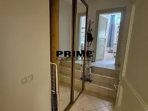 Pronájem bytu 1+kk, Praha - Vinohrady, Italská, 41 m2