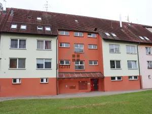 Prodej bytu 2+1, Vodňany, Sídl. Škorna, 70 m2