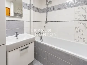 Pronájem bytu 3+kk, Praha - Uhříněves, V bytovkách, 143 m2