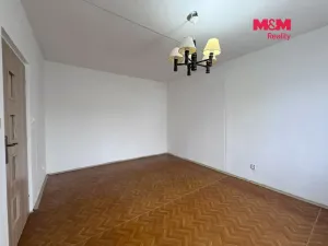 Pronájem bytu 1+1, Seč, Sídl. 9. května, 32 m2
