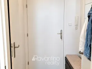 Prodej bytu 1+1, Brno, Charbulova, 38 m2