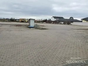 Pronájem obchodního prostoru, Hradec Králové, Vlčkovická, 700 m2
