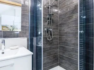 Pronájem bytu 1+kk, Zlín, Vejvanovská, 20 m2