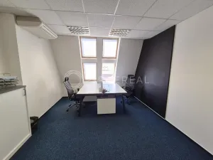 Pronájem kanceláře, Brno - Brno-město, Rašínova, 200 m2