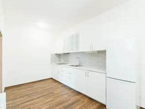 Pronájem bytu 2+1, Praha, Pod hliništěm, 59 m2