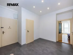 Pronájem bytu 2+1, Praha - Dejvice, Kafkova, 77 m2