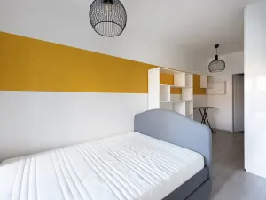 Pronájem bytu 2+kk, Praha, Na Komořsku, 55 m2
