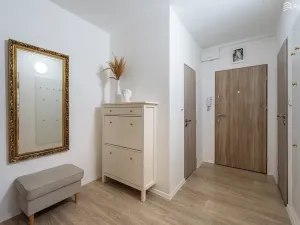 Prodej bytu 2+1, Mokrá-Horákov, 61 m2