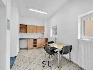 Pronájem obchodního prostoru, Česká Kamenice, Náměstí Míru, 196 m2