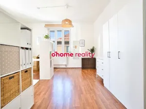 Prodej bytu 3+1, Olomouc, Praskova, 89 m2