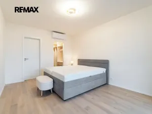 Pronájem bytu 2+kk, Praha - Břevnov, Radimova, 65 m2