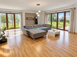 Pronájem rodinného domu, Trnová, 213 m2