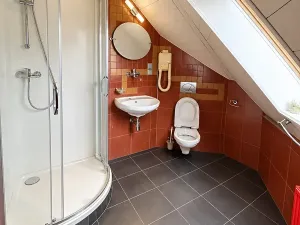 Pronájem bytu 3+1, Praha - Smíchov, Radlická, 134 m2