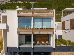 Prodej vily, Omiš, Chorvatsko, 298 m2