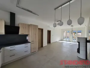 Pronájem bytu 4+kk, Přeštice, Revoluční, 100 m2