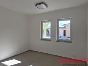 Pronájem bytu 4+kk, Přeštice, Revoluční, 100 m2