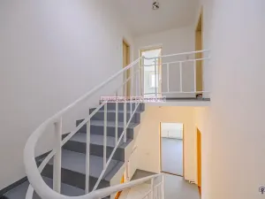 Prodej rodinného domu, Lukov, Za Humny, 376 m2