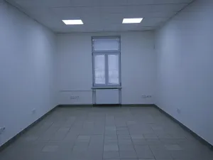 Pronájem obchodního prostoru, Frýdek-Místek, tř. T. G. Masaryka, 36 m2