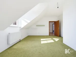 Prodej ubytování, Hrochův Týnec, 356 m2