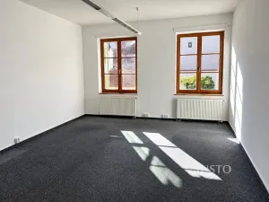 Pronájem kanceláře, Písek, Chelčického, 37 m2