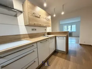 Pronájem bytu 2+1, Kladno, U tržnice, 51 m2