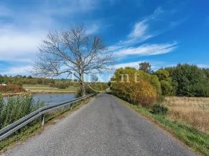 Prodej pozemku pro bydlení, Zalužany, 1185 m2