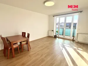 Pronájem bytu 2+kk, Vestec, Ve Stromkách, 46 m2