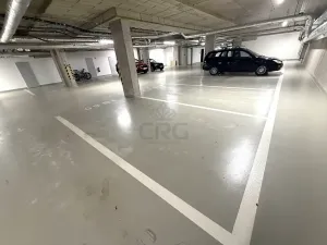 Prodej garážového stání, Brno, třída Generála Píky, 12 m2