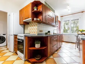 Prodej bytu 3+1, České Budějovice, Komenského, 80 m2
