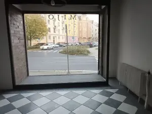 Pronájem obchodního prostoru, Karlovy Vary, Vítězná, 40 m2