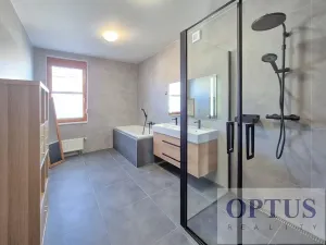 Pronájem bytu 4+1, Praha - Liboc, U silnice, 200 m2