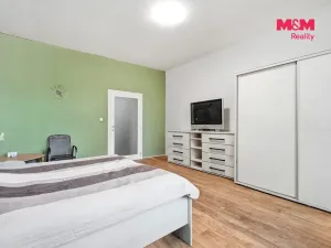 Prodej rodinného domu, Semčice, 239 m2