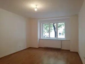Pronájem kanceláře, Praha - Žižkov, Roháčova, 67 m2