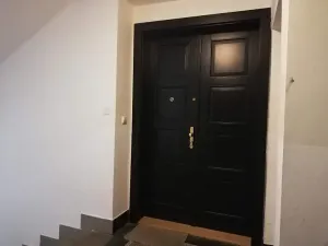 Pronájem kanceláře, Praha - Žižkov, Roháčova, 67 m2